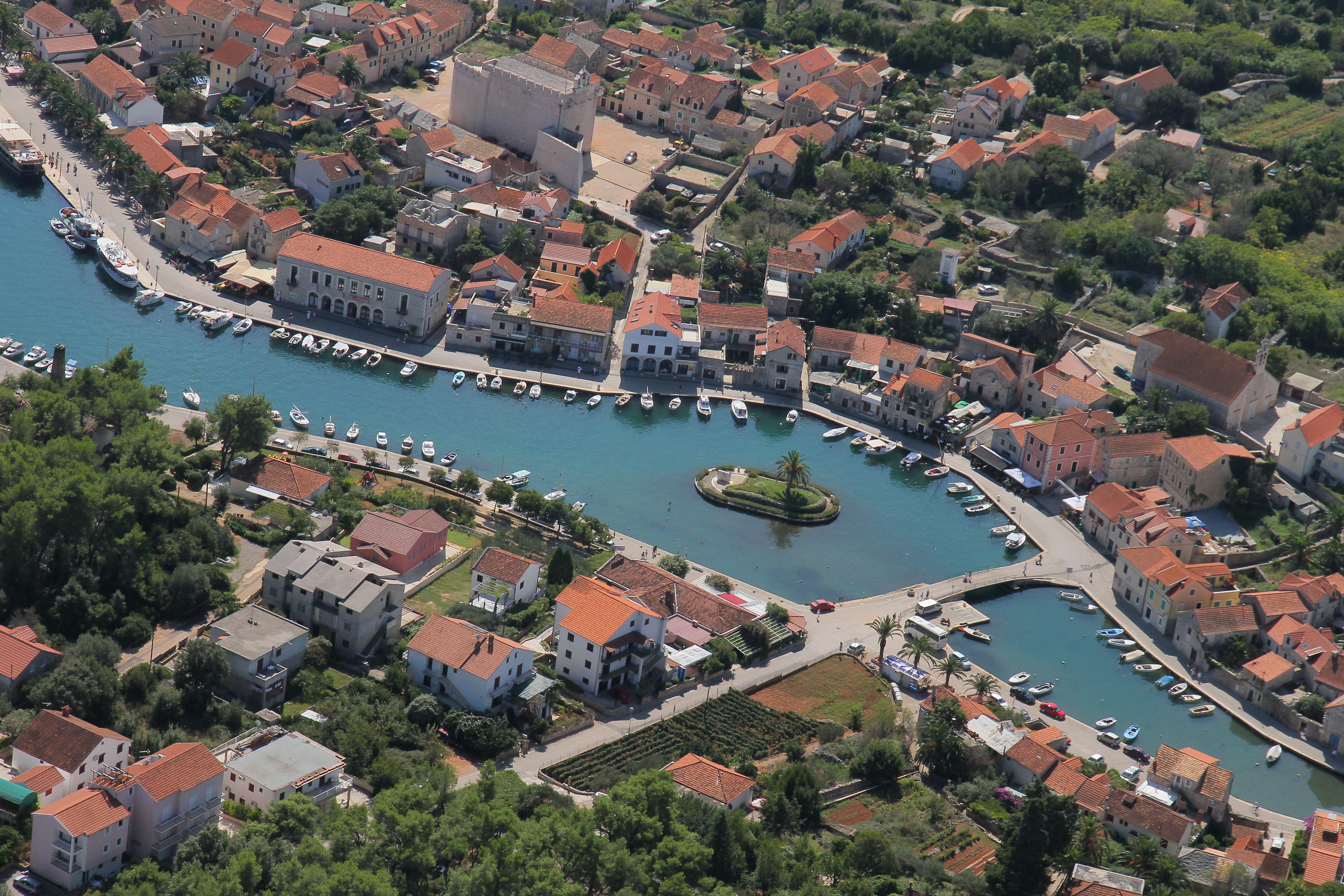 Labranda Senses Resort Vrboska Dış mekan fotoğraf